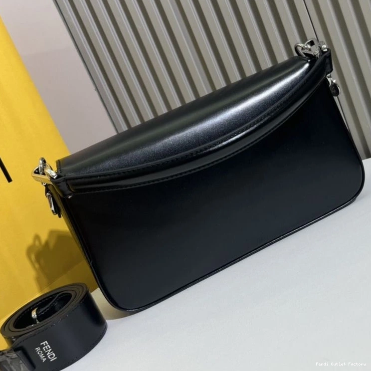 Vintage HOT Fendi Black Bag Baguette Tiffany Smooth Leather Medium In 0810